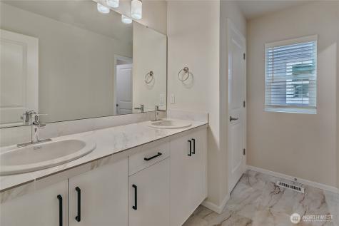 18221 37th Avenue Ct E Tacoma WA 98446