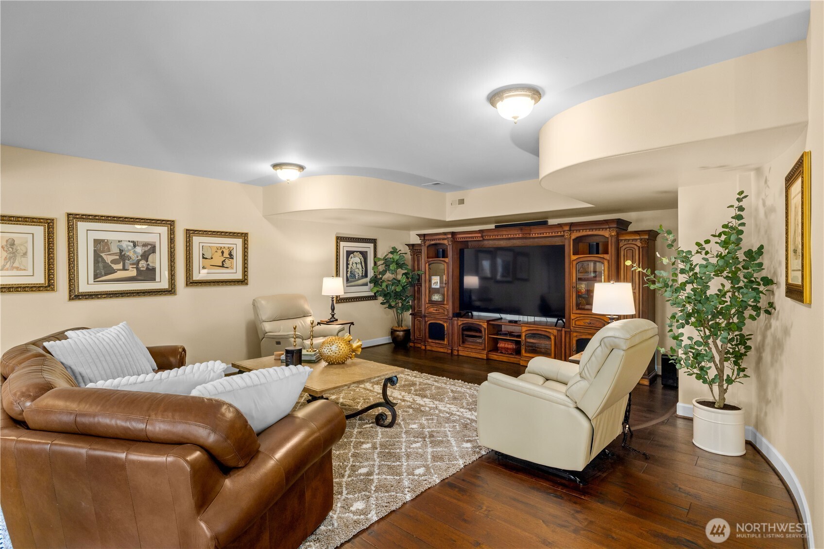 4145 Peregrine Point Way SE Sammamish WA 98075