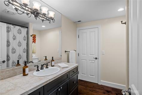 4145 Peregrine Point Way SE Sammamish WA 98075