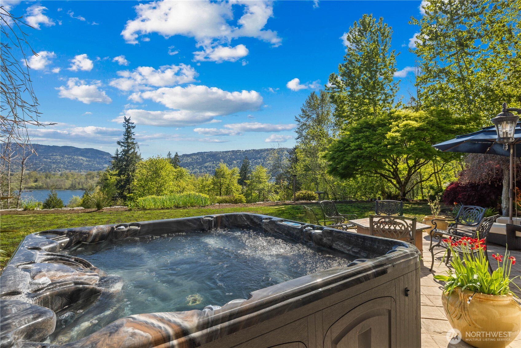 4145 Peregrine Point Way SE Sammamish WA 98075