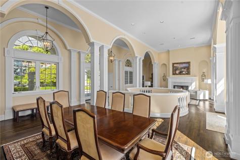 4145 Peregrine Point Way SE Sammamish WA 98075