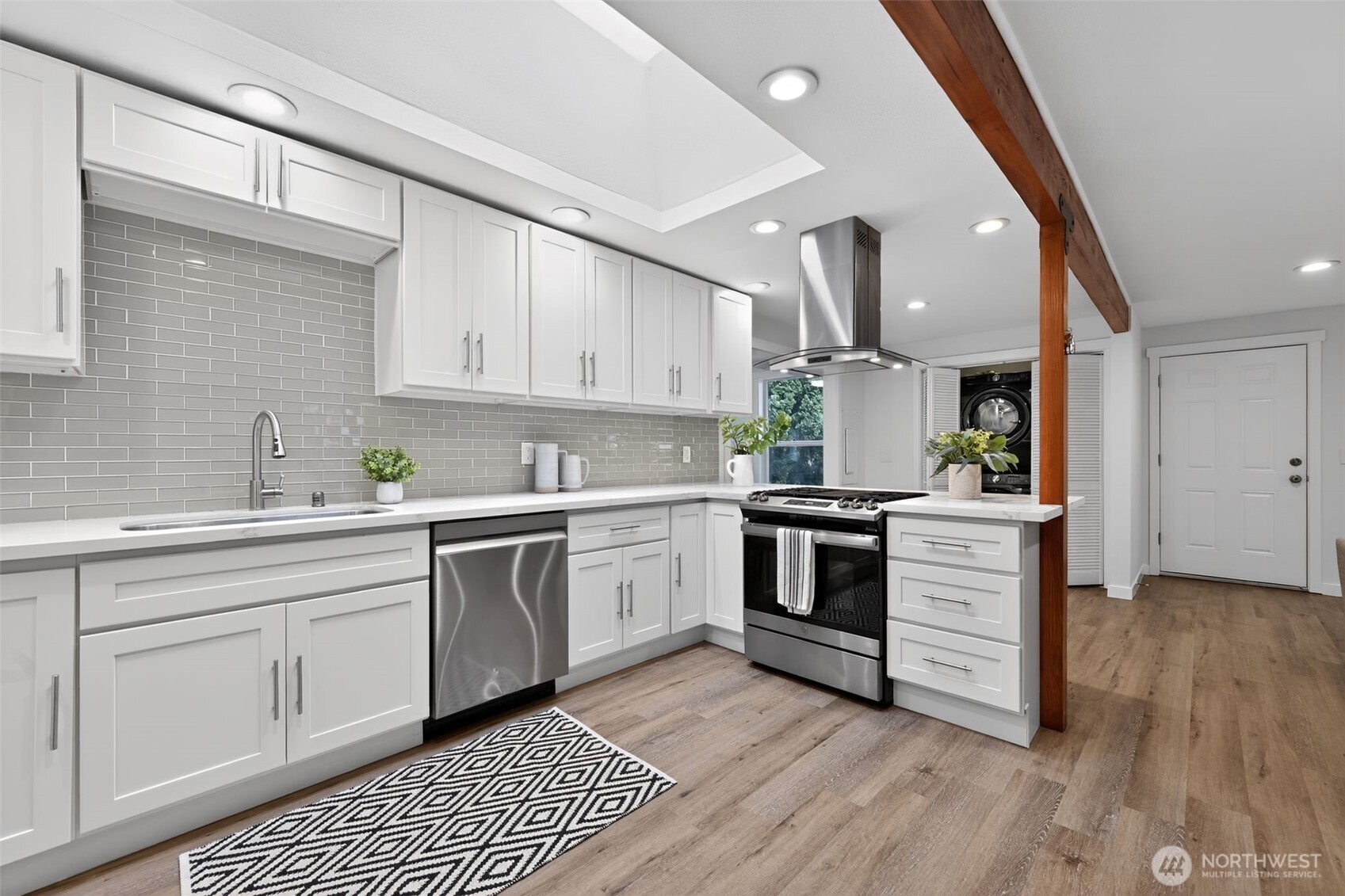 8742 3rd Avenue NW Seattle WA 98117