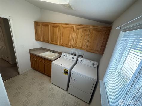 5702 90th Street Court E Puyallup WA 98371