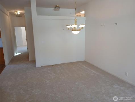 5702 90th Street Court E Puyallup WA 98371