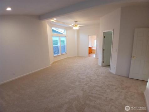 5702 90th Street Court E Puyallup WA 98371