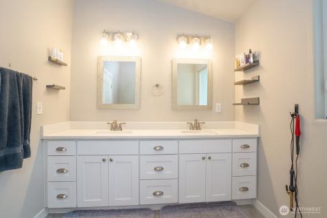 20112 150th Avenue E Graham WA 98338