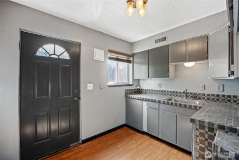 2716 8th Street NE East Wenatchee WA 98802