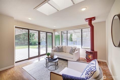 243 140th Avenue NE Bellevue WA 98005