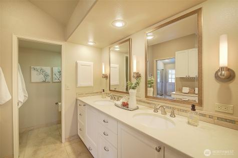 243 140th Avenue NE Bellevue WA 98005