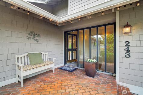 243 140th Avenue NE Bellevue WA 98005