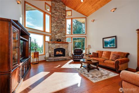 644 Bywater Way Port Ludlow WA 98365