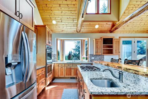 644 Bywater Way Port Ludlow WA 98365