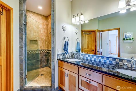 644 Bywater Way Port Ludlow WA 98365