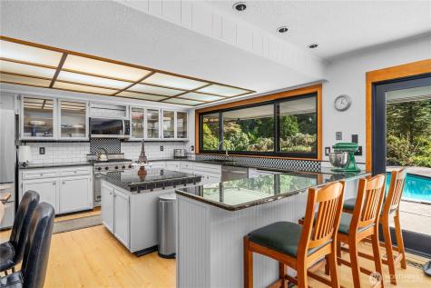 6702 77th Street W Lakewood WA 98499