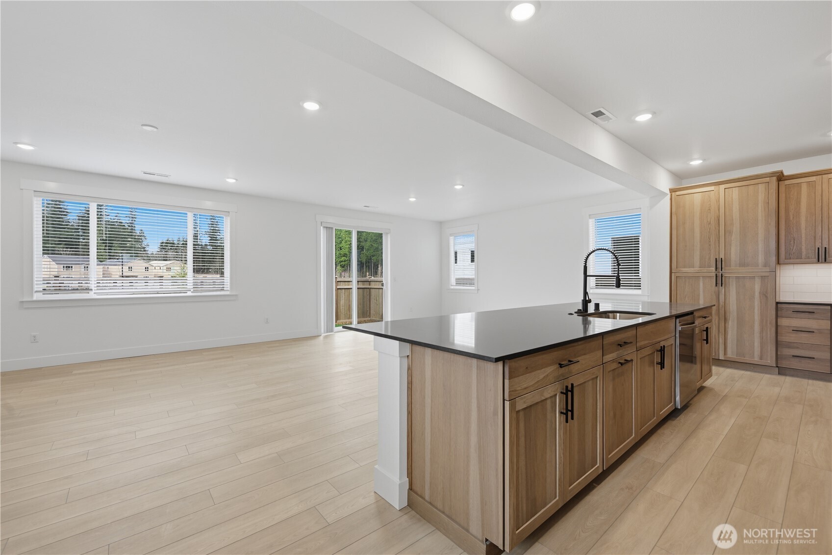 32189 Pacific Avenue SE Black Diamond WA 98010