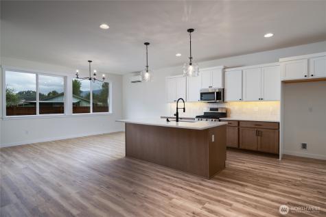 613 Legacy Way Sedro Woolley WA 98284