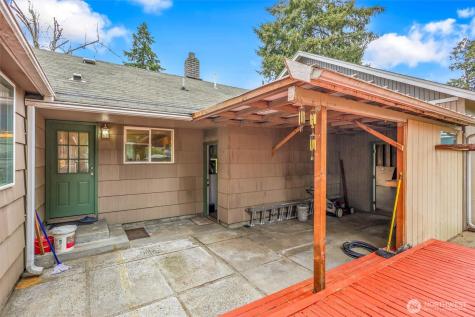 622 141st Street S Parkland WA 98444