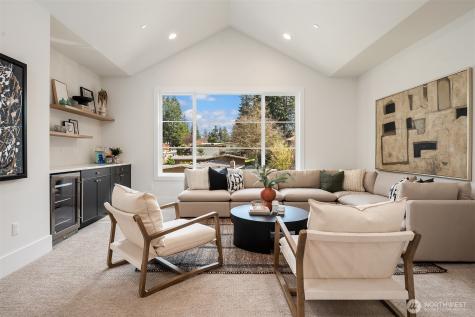 1917 166th Place NE Bellevue WA 98008