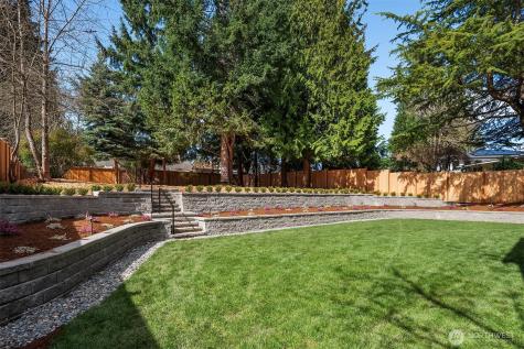 1917 166th Place NE Bellevue WA 98008