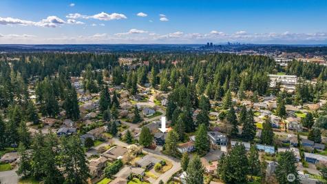 1917 166th Place NE Bellevue WA 98008