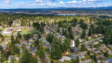 1917 166th Place NE Bellevue WA 98008