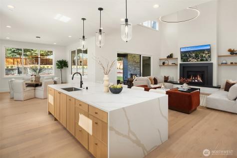 1917 166th Place NE Bellevue WA 98008