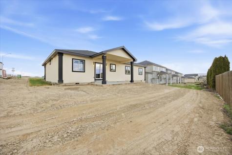 320 Victoria Street Sunnyside WA 98944