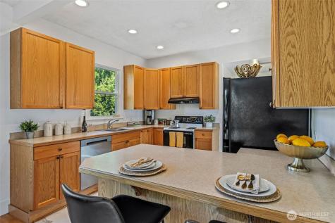 741 S Henderson Street Seattle WA 98108