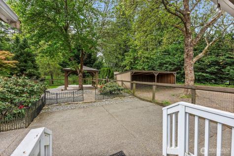 9610 346th Street S Roy WA 98580