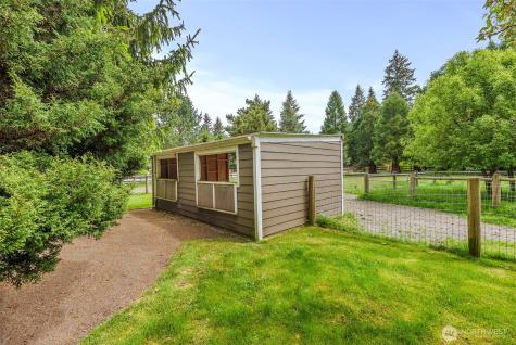 9610 346th Street S Roy WA 98580