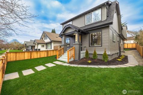 949 S Ridgewood Avenue Tacoma WA 98405