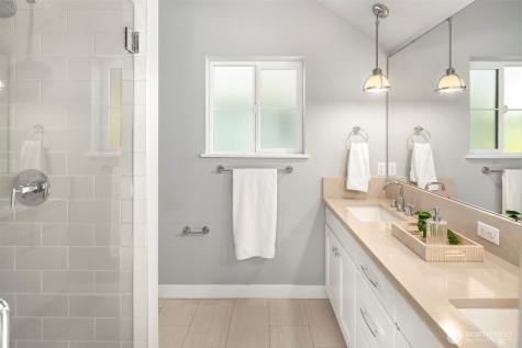 22755 SE 14th Court Sammamish WA 98075