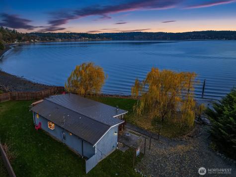 24410 Vashon Highway SW Vashon WA 98070