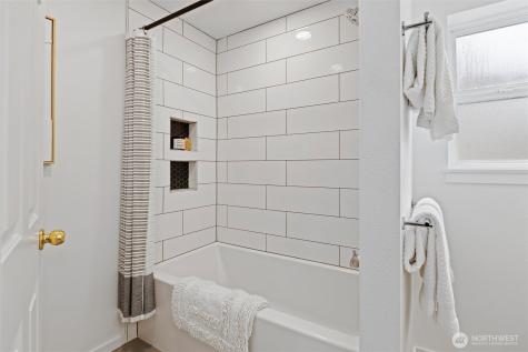 1548 NW 58th Street NW Seattle WA 98107