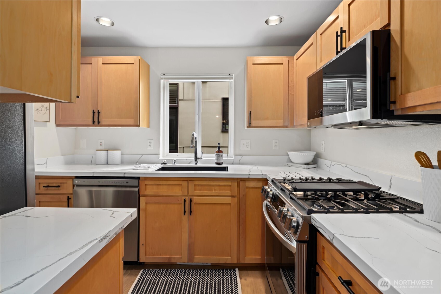 1548 NW 58th Street NW Seattle WA 98107
