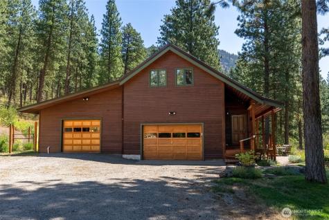 2 Trillium Road Winthrop WA 98862