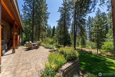 2 Trillium Road Winthrop WA 98862