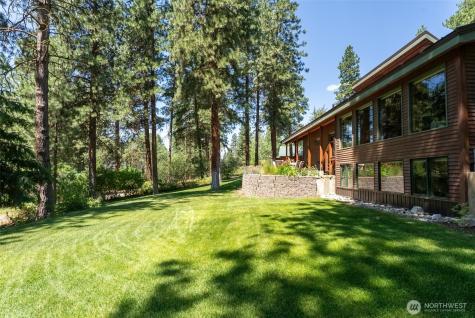2 Trillium Road Winthrop WA 98862