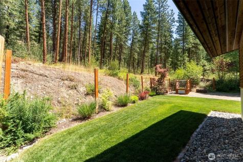 2 Trillium Road Winthrop WA 98862