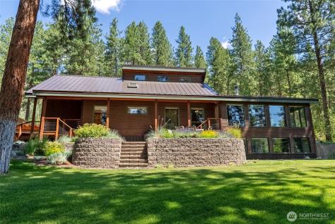 2 Trillium Road Winthrop WA 98862