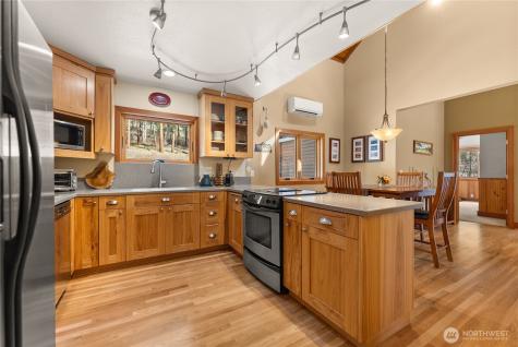 2 Trillium Road Winthrop WA 98862
