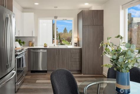6251 8th Avenue NW Seattle WA 98107