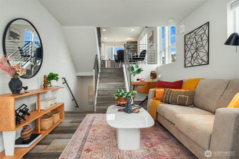 6251 8th Avenue NW Seattle WA 98107