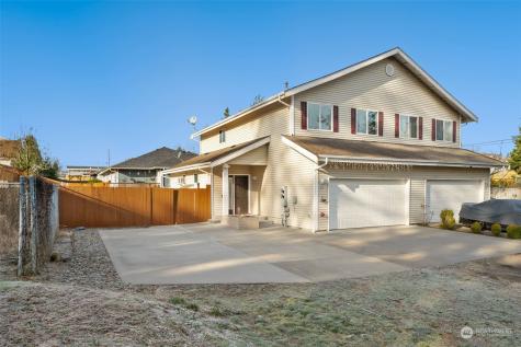 4 112th Street SW Everett WA 98204