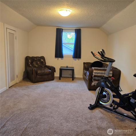 415 138th Street E Tacoma WA 98445