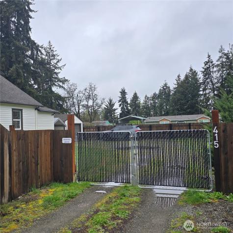 415 138th Street E Tacoma WA 98445