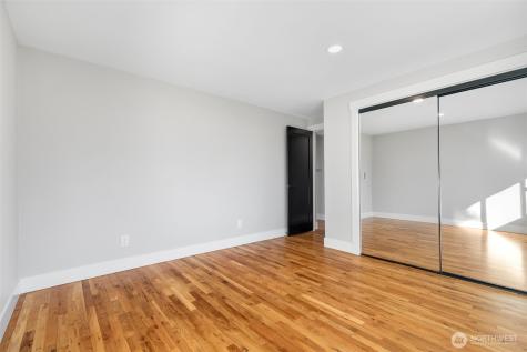 655 Union Ave NE Renton WA 98059