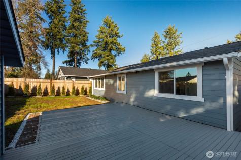 655 Union Ave NE Renton WA 98059