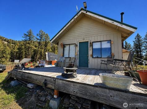 27 Mule Deer Ridge Road Oroville WA 98844