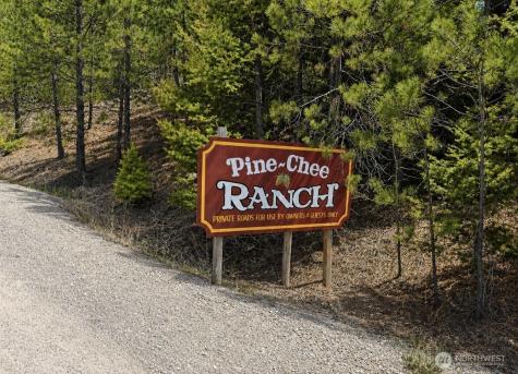 27 Mule Deer Ridge Road Oroville WA 98844
